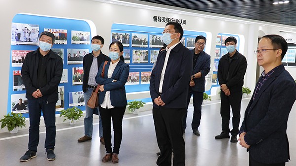 浙江省农业科学院党委委员、副院长杨华一行赴草莓视频软件下载考察调研